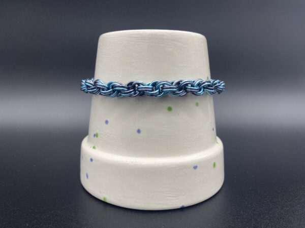 Double Spiral Bracelet Black Ice Light Blue